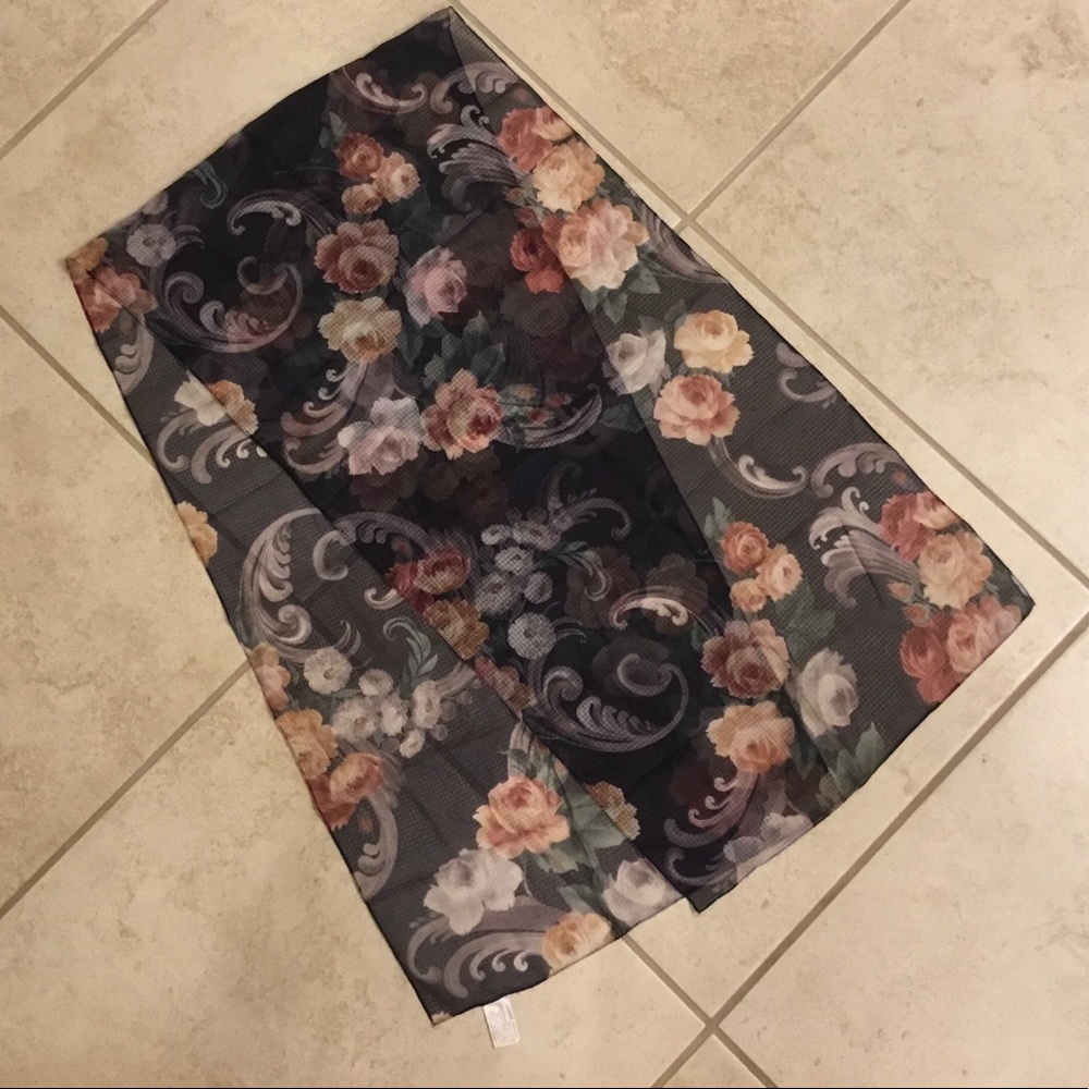 Vintage Basha rectangular scarf